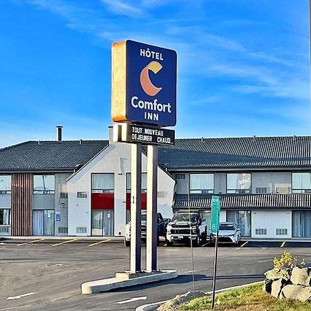 Comfort Inn Rouyn-Noranda Buitenkant foto