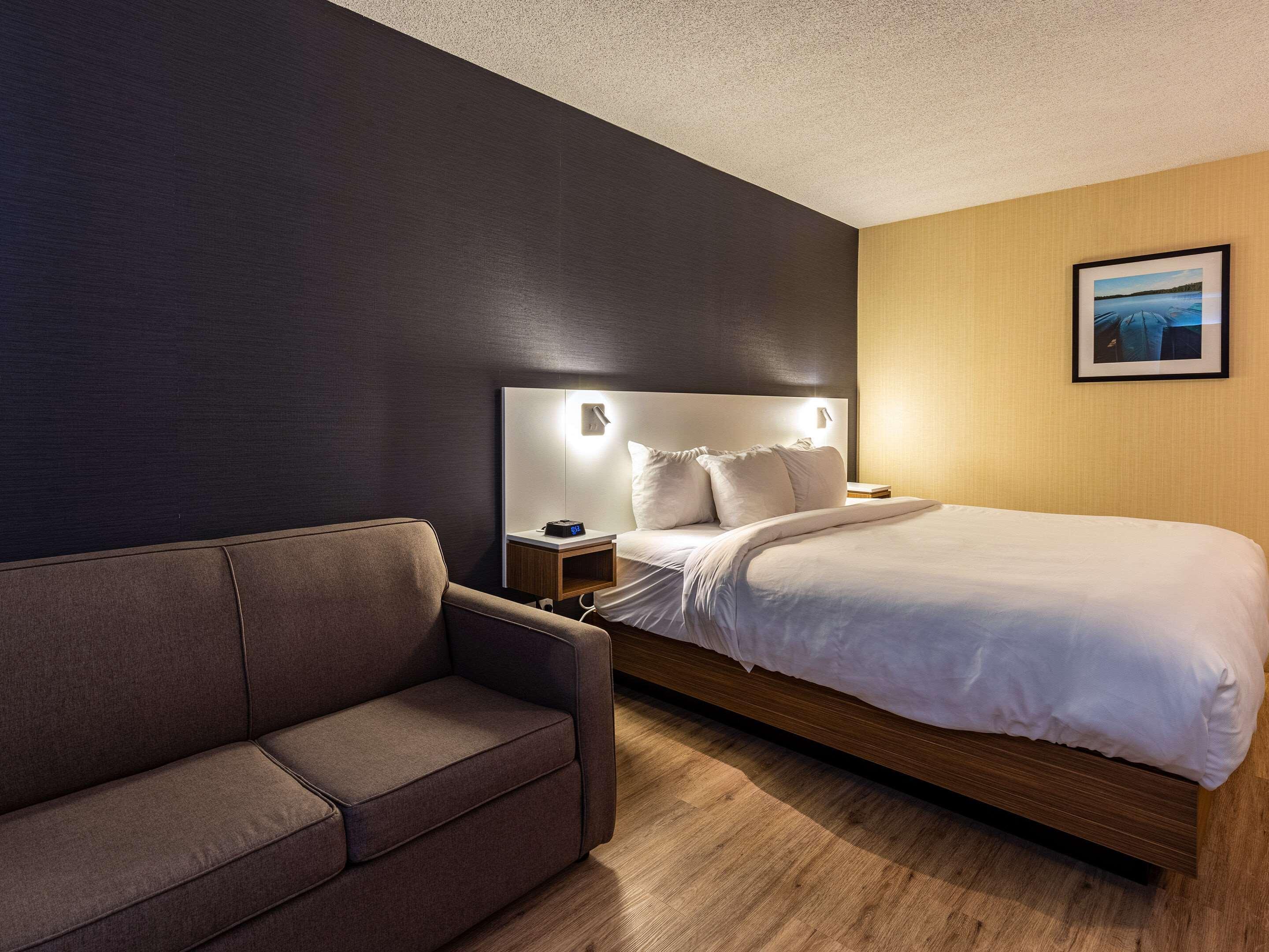 Comfort Inn Rouyn-Noranda Buitenkant foto