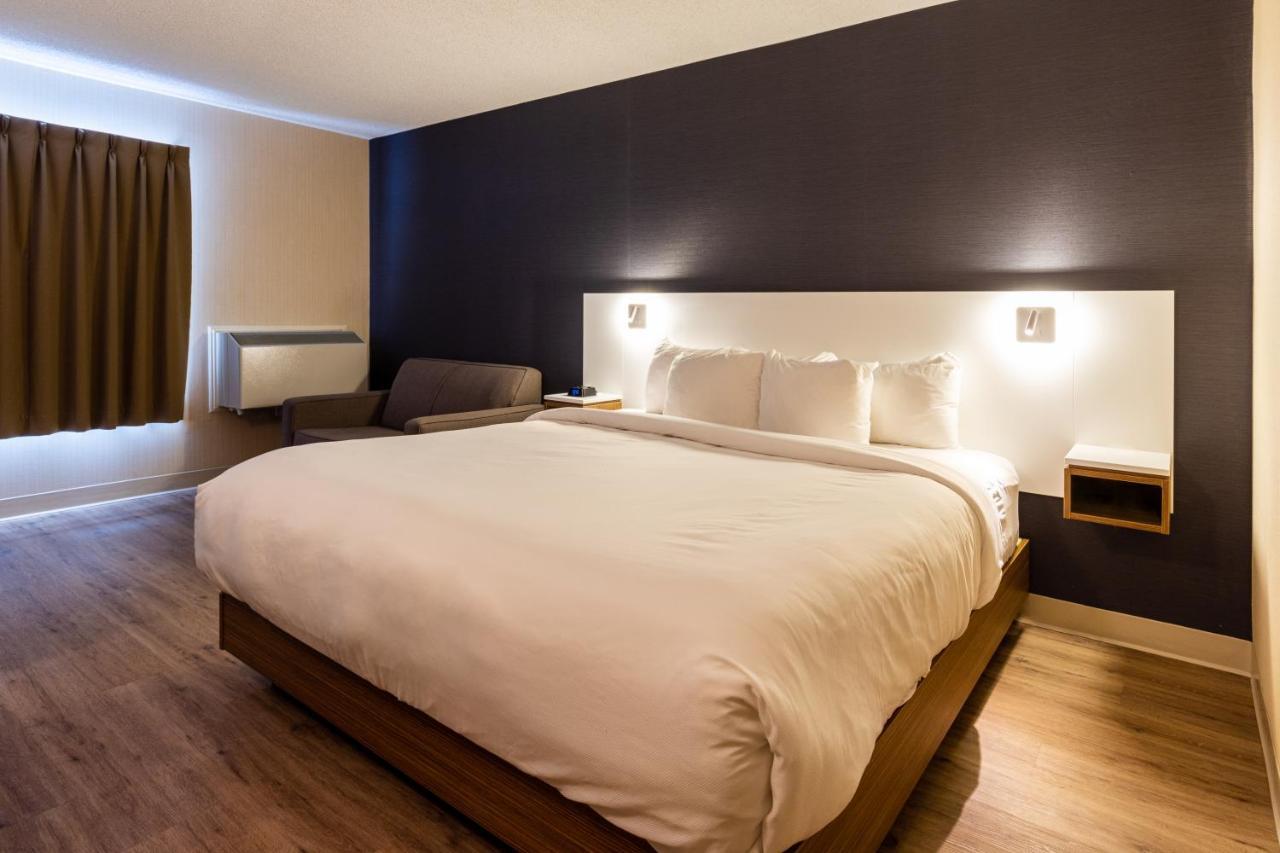 Comfort Inn Rouyn-Noranda Buitenkant foto