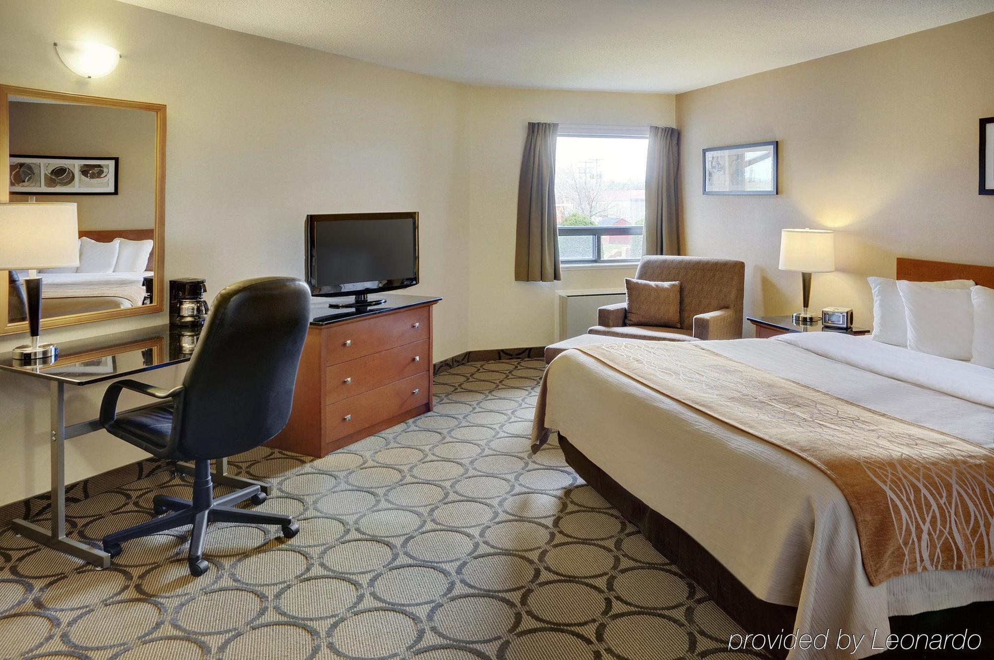 Comfort Inn Rouyn-Noranda Buitenkant foto