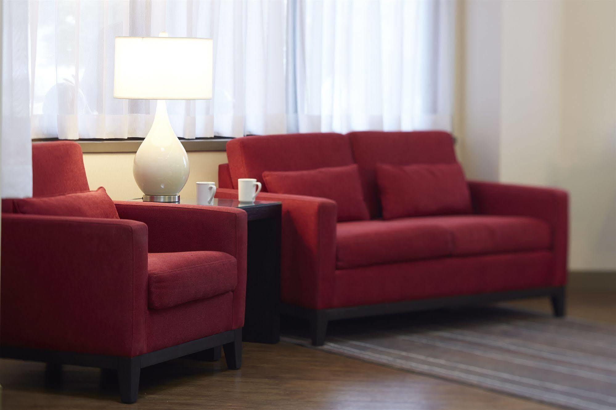 Comfort Inn Rouyn-Noranda Buitenkant foto