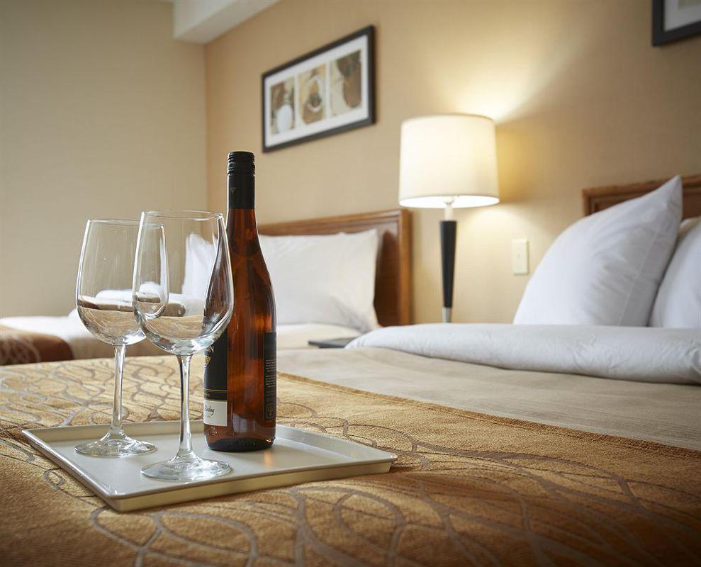 Comfort Inn Rouyn-Noranda Buitenkant foto
